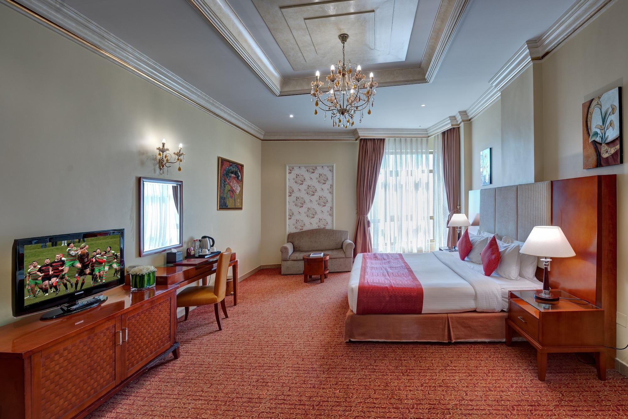 Sahara Beach Resort & Spa Sharjah Exterior photo A room at the hotel