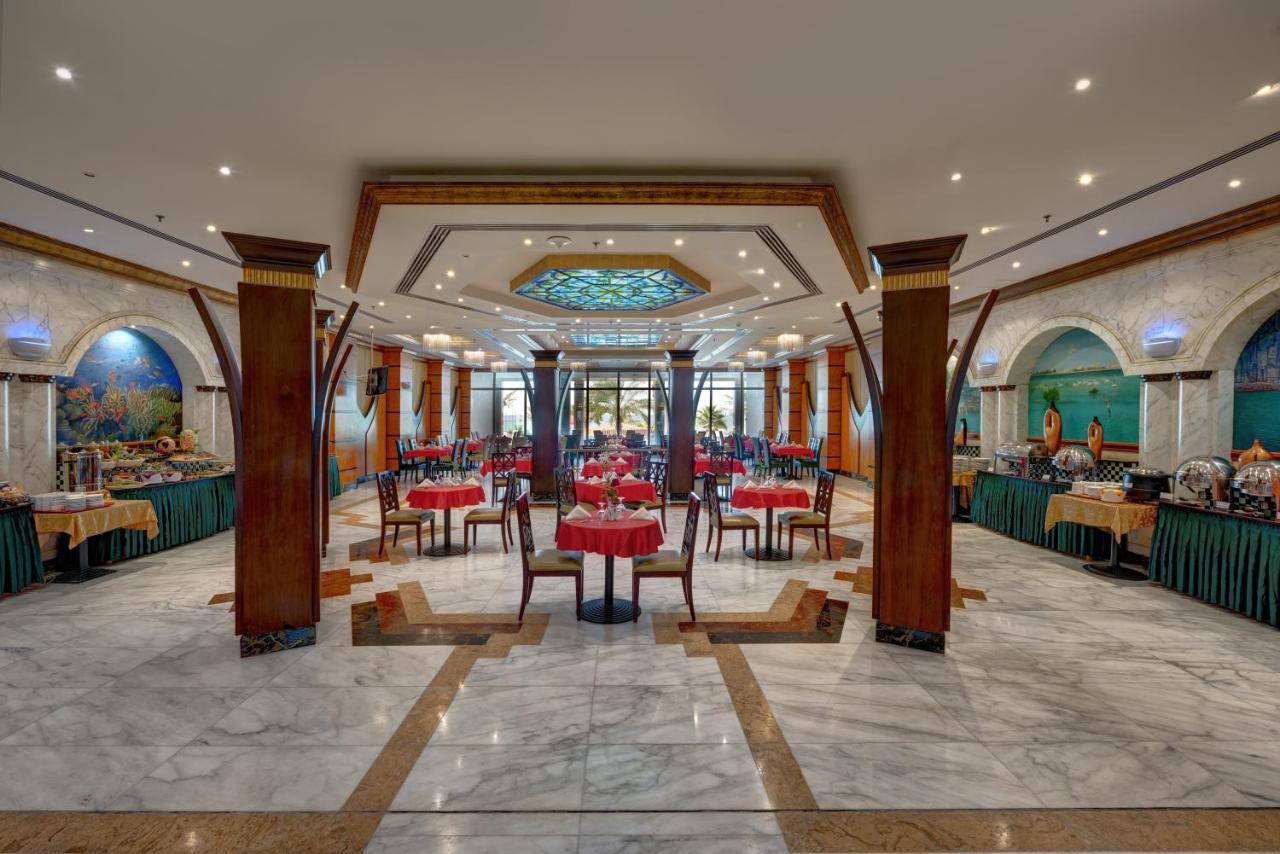 Sahara Beach Resort & Spa Sharjah Exterior photo The buffet at the hotel