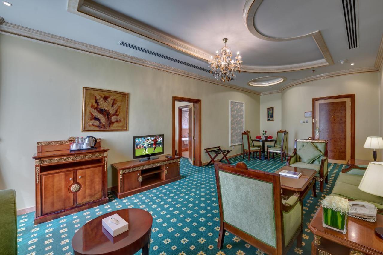 Sahara Beach Resort & Spa Sharjah Exterior photo Suite